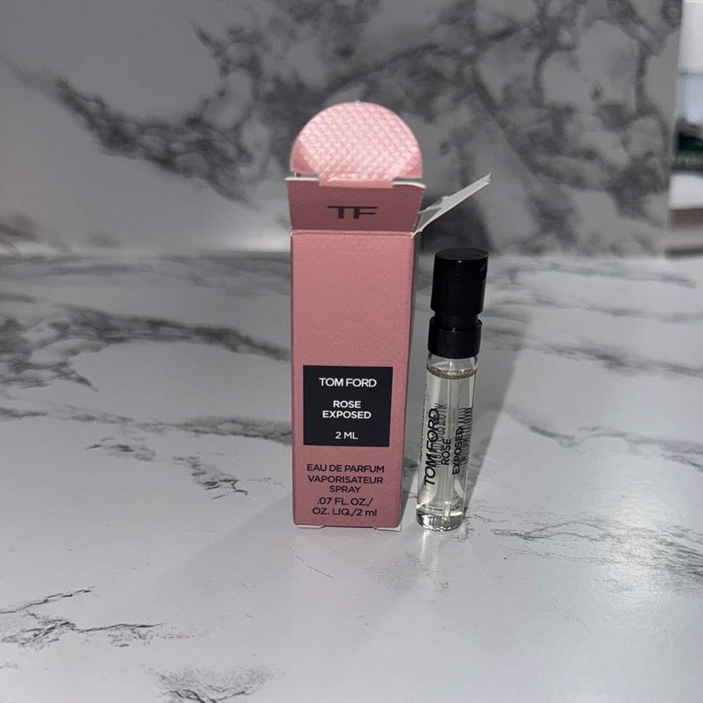 NWT Tom Ford: add 4 single samples to a bundle. Each bundle price is $30
